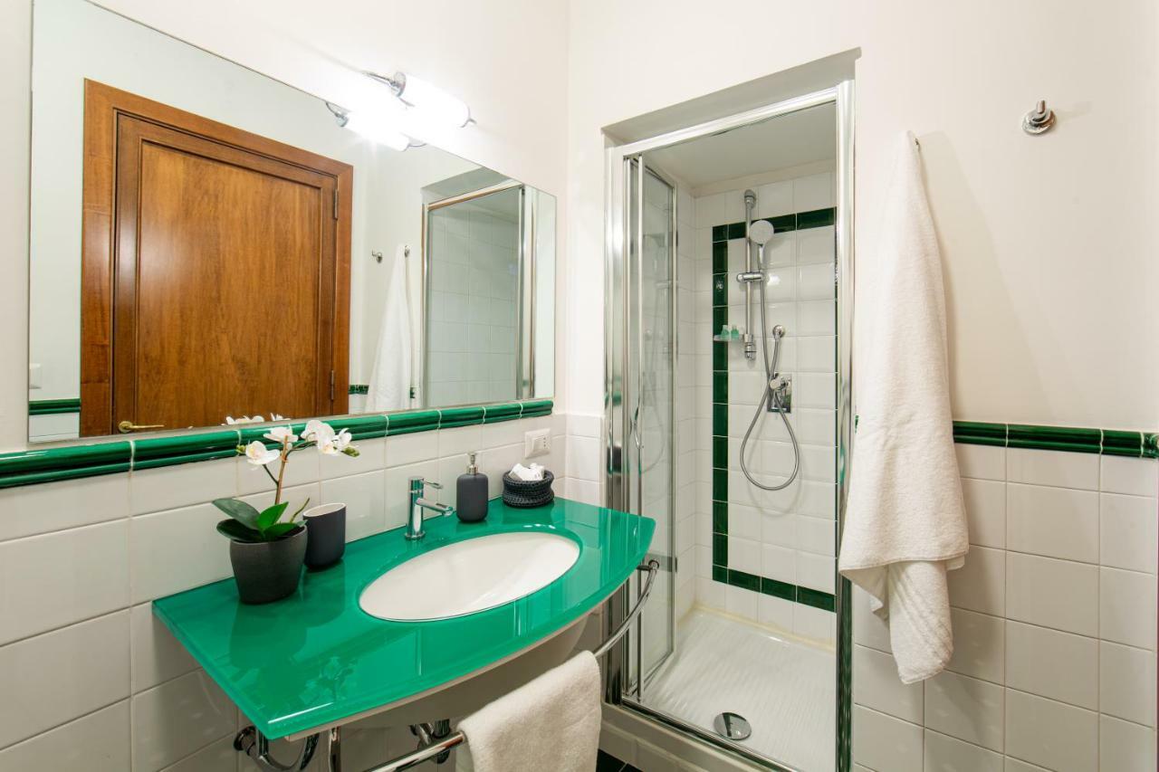 Lombardia40 Luxury Suites 罗马 外观 照片