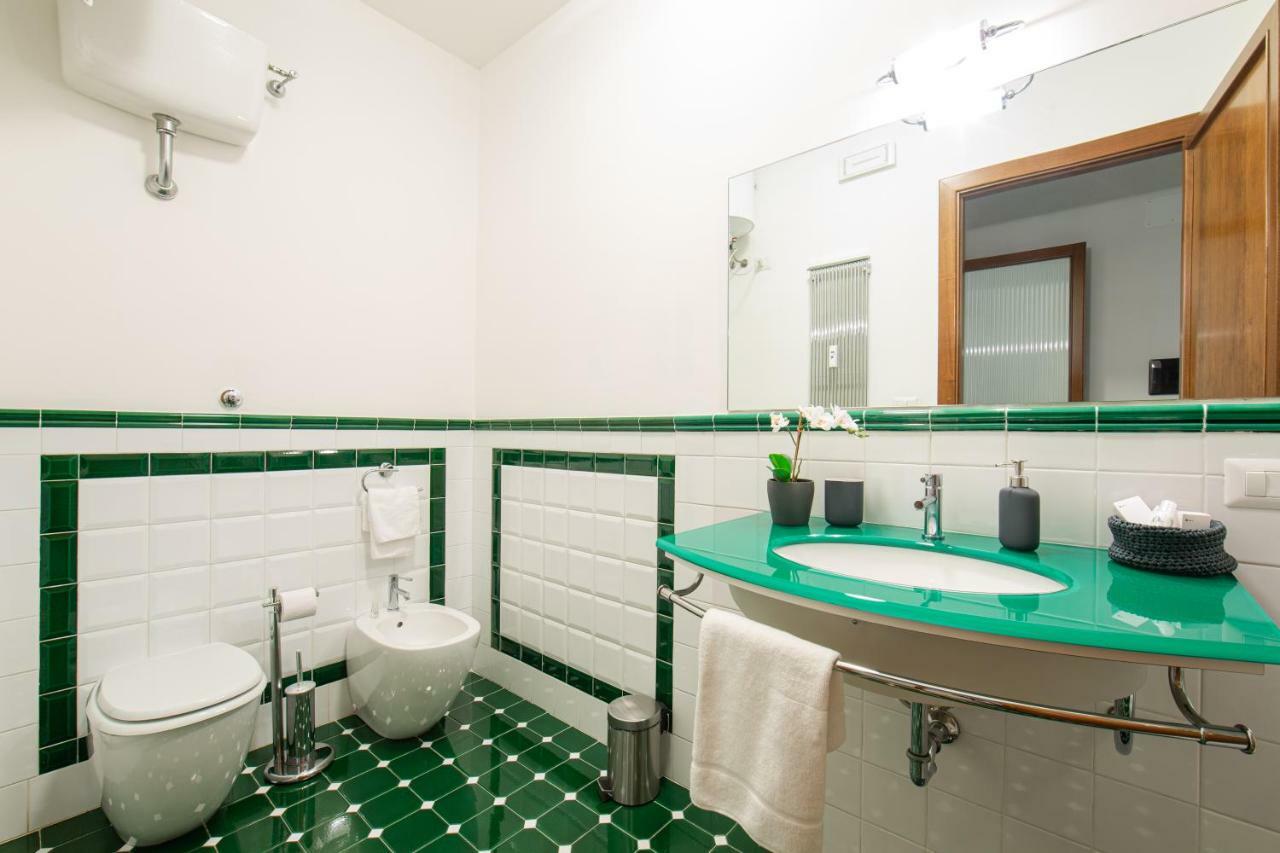 Lombardia40 Luxury Suites 罗马 外观 照片